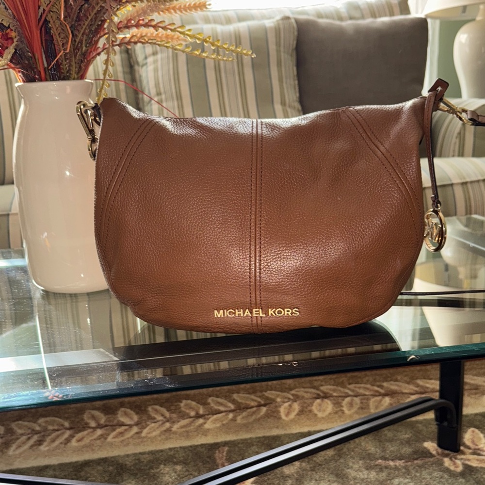 Authentic Michael Kors Brown Leather Shoulder Bag